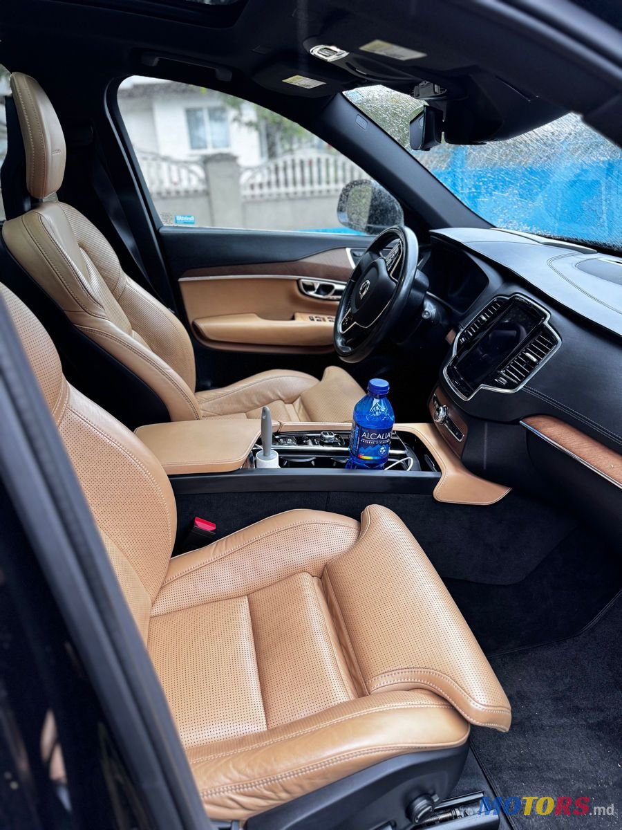 2016' Volvo XC90 photo #5