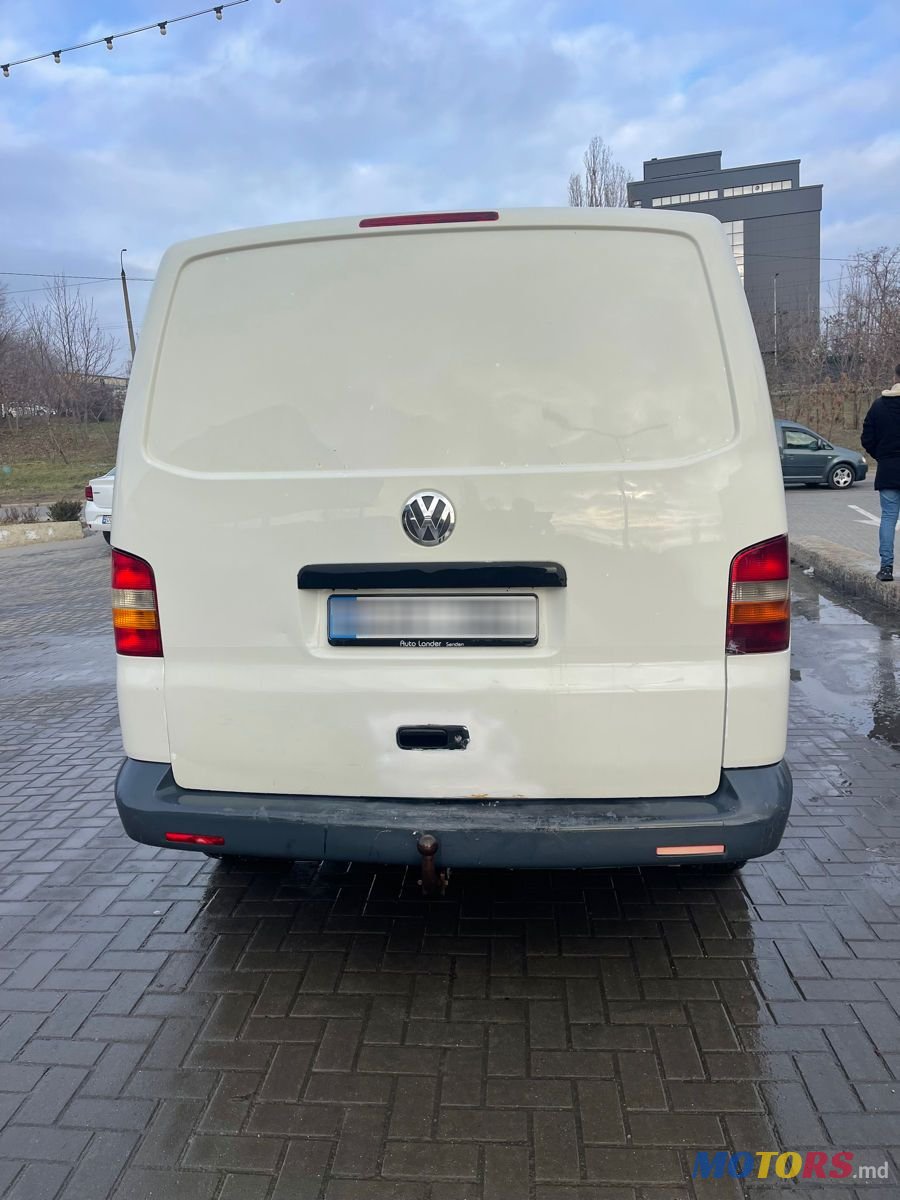 2004' Volkswagen Transporter photo #4