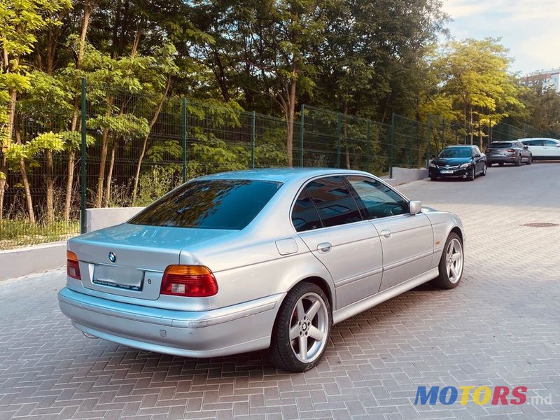 2002' BMW 5 Series photo #4