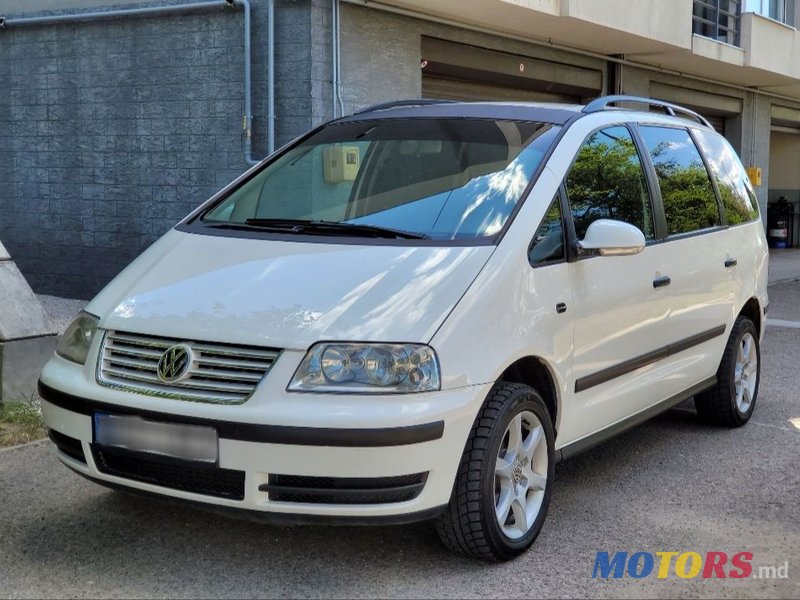 2007' Volkswagen Sharan photo #1