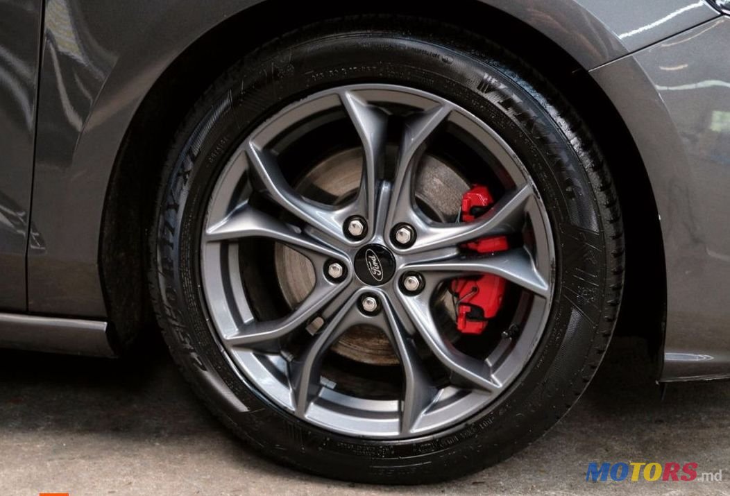 2019' Ford Focus photo #4