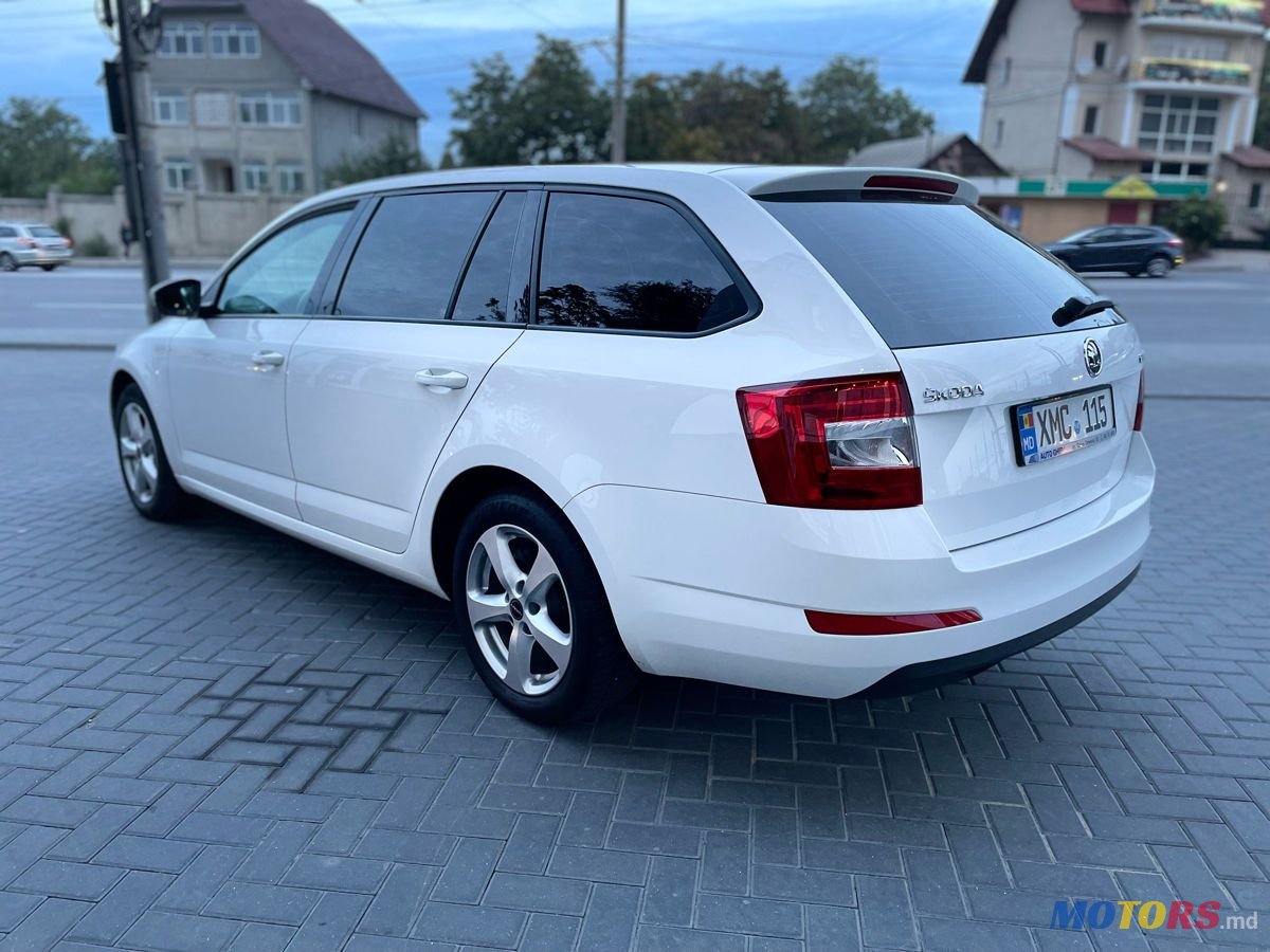 2016' Skoda Octavia photo #4