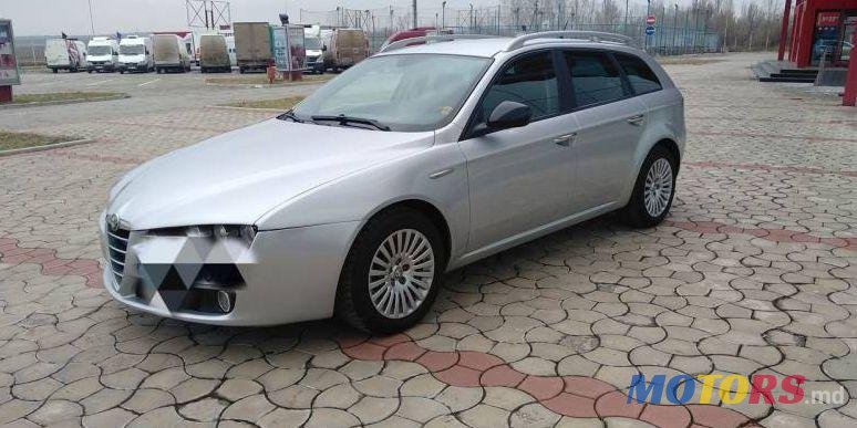 2008' Alfa Romeo 159 photo #3