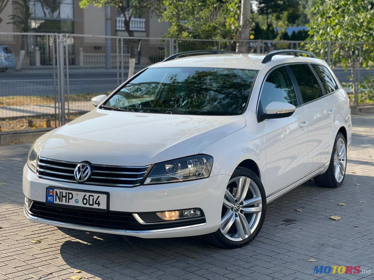 2012' Volkswagen Passat photo #1