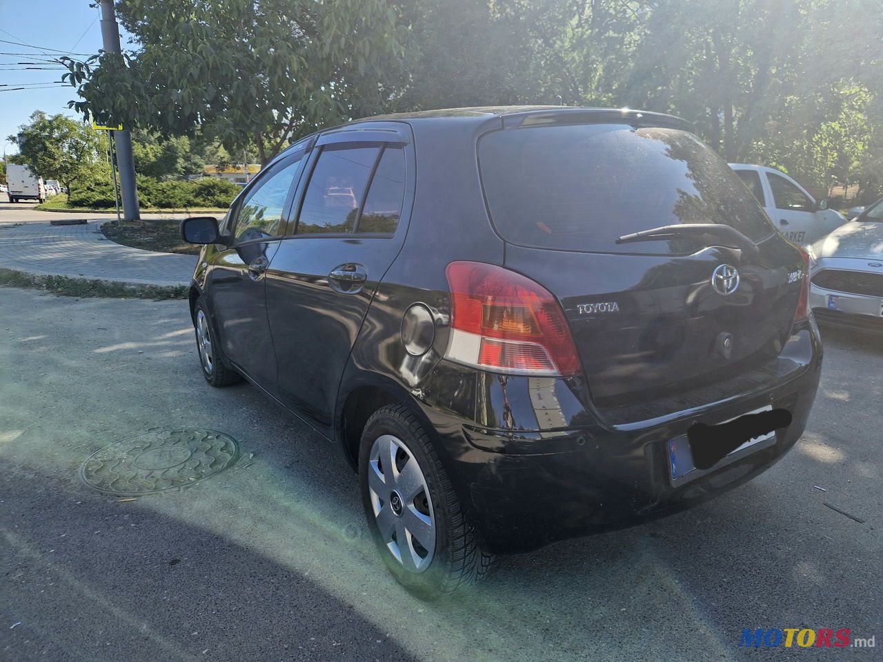 2009' Toyota Yaris photo #6