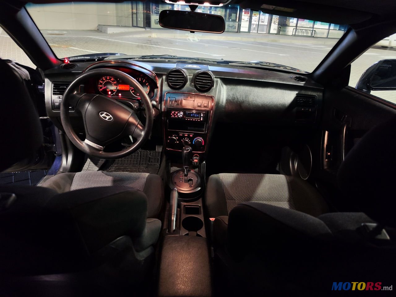 2003' Hyundai Coupe photo #4