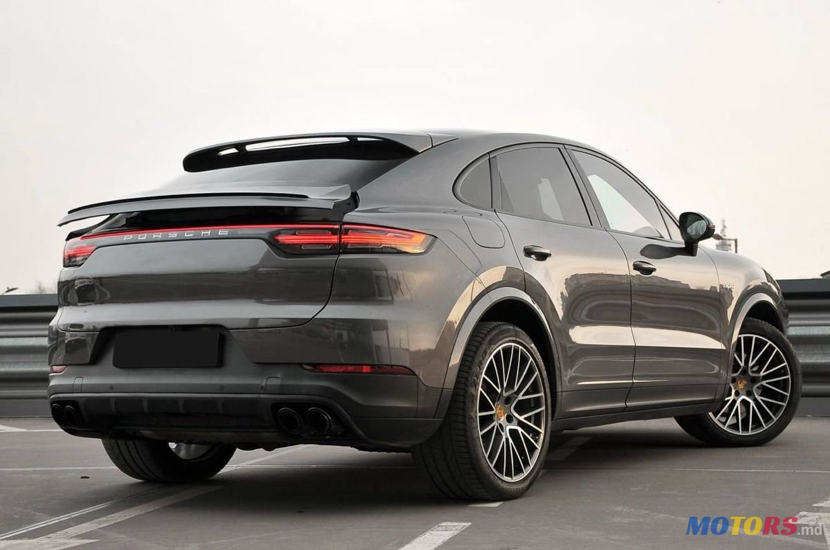 2019' Porsche Cayenne Coupe photo #1