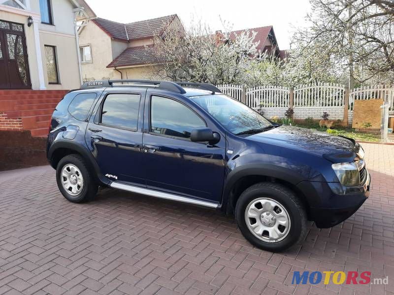 2011' Dacia Duster photo #2