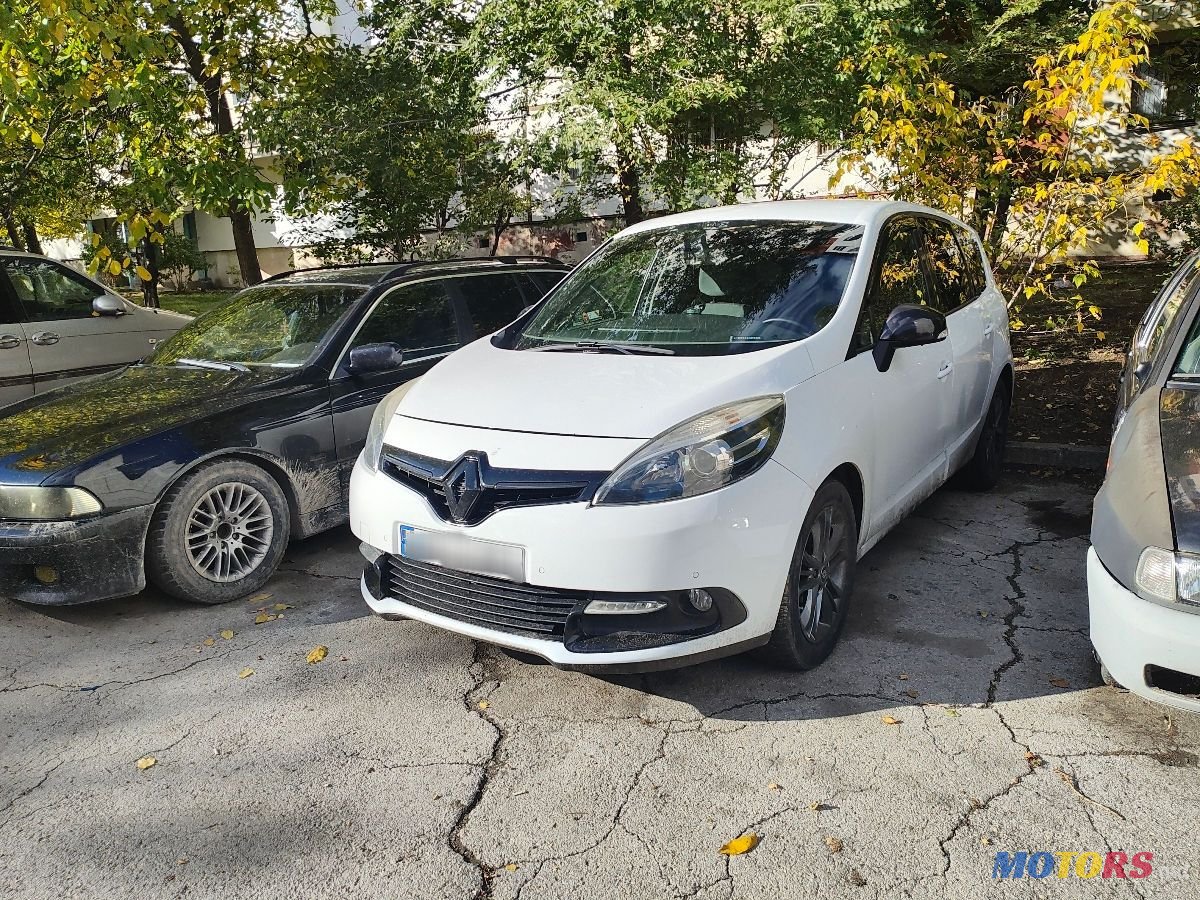 2014' Renault Grand Scenic photo #3