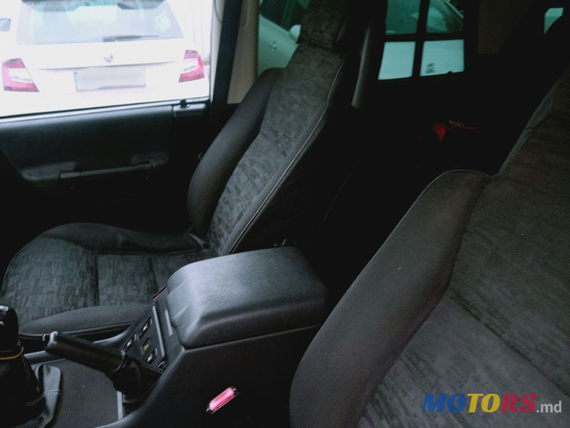2003' Land Rover Discovery photo #1